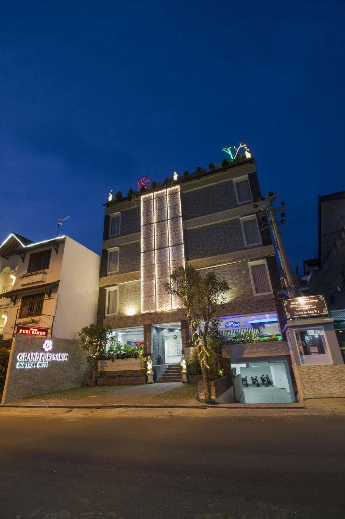 Grand Puri Saron Hotel Malioboro Yogyakarta Kültér fotó
