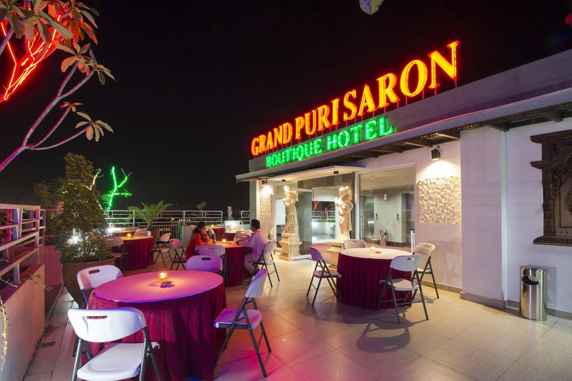 Grand Puri Saron Hotel Malioboro Yogyakarta Kültér fotó